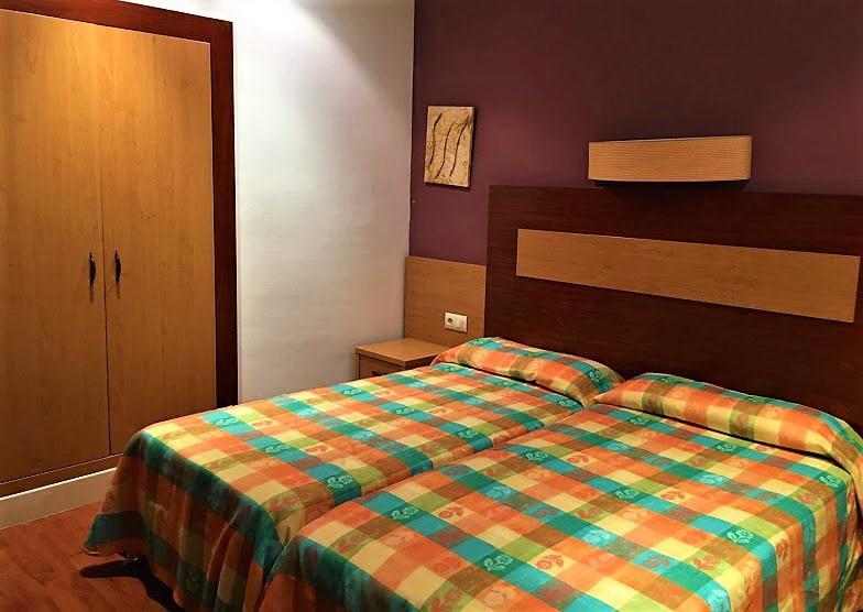 Hotel La Fonda Dels Pirineus Maçanet de Cabrenys Esterno foto